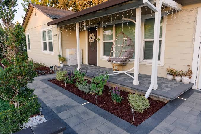 Walkway and Sidewalk Pavers